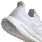 Running shoes adidas Pureboost 23